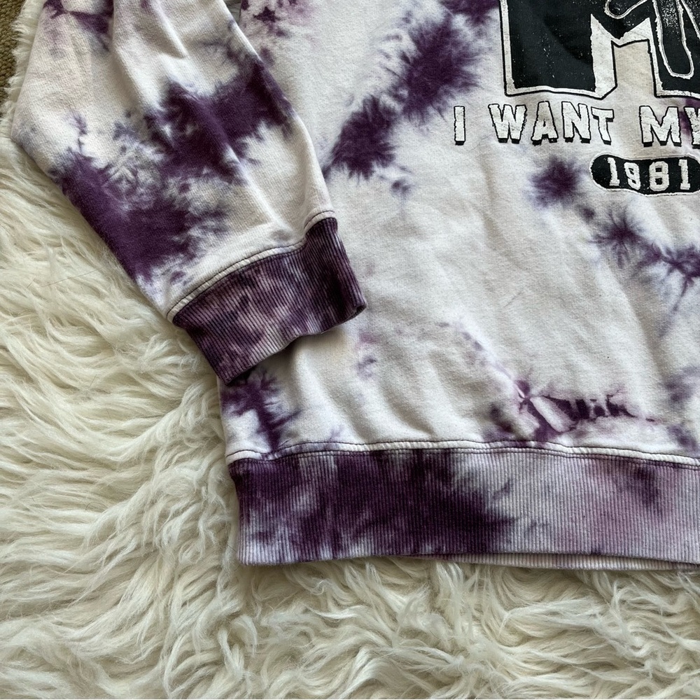 MTV purple tie dye sweatshirt size XLarge - Picture 4 of 6